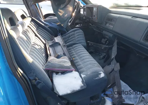 1993 Chevrolet Gmt-400 K1500 from USA, damaged, VIN 1GCEK14K2PZ241470